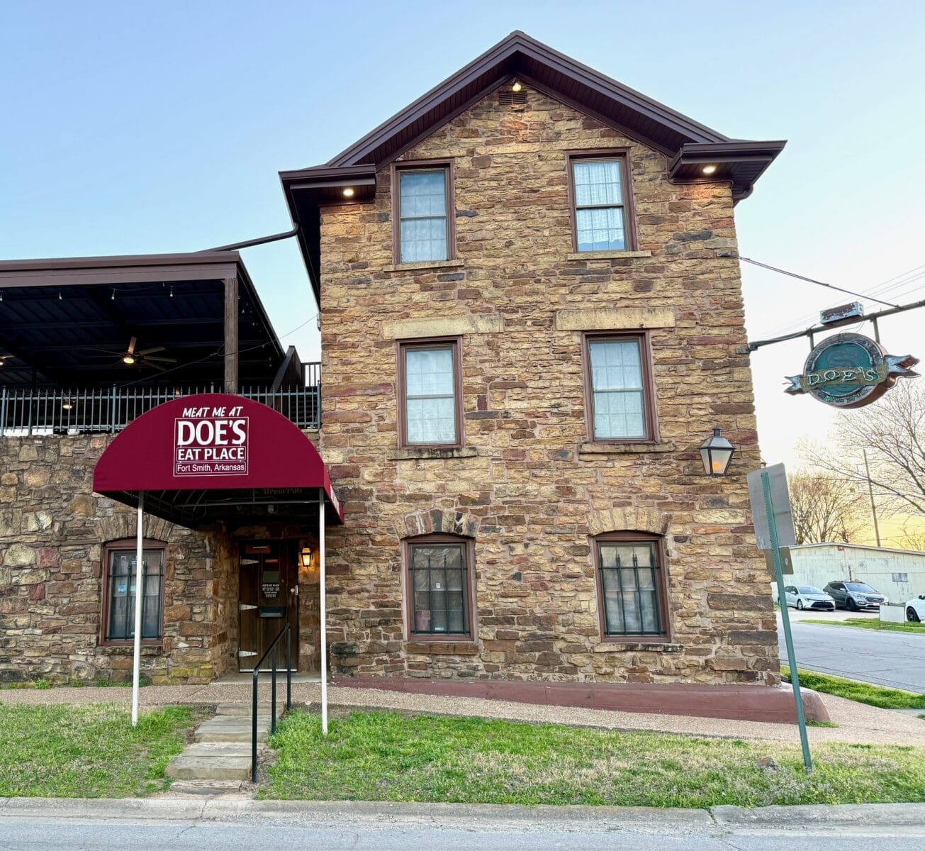 does eat place building