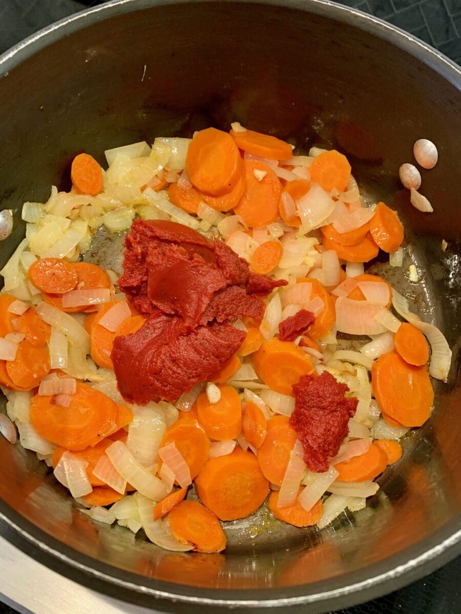 carrots onions and tomato paste