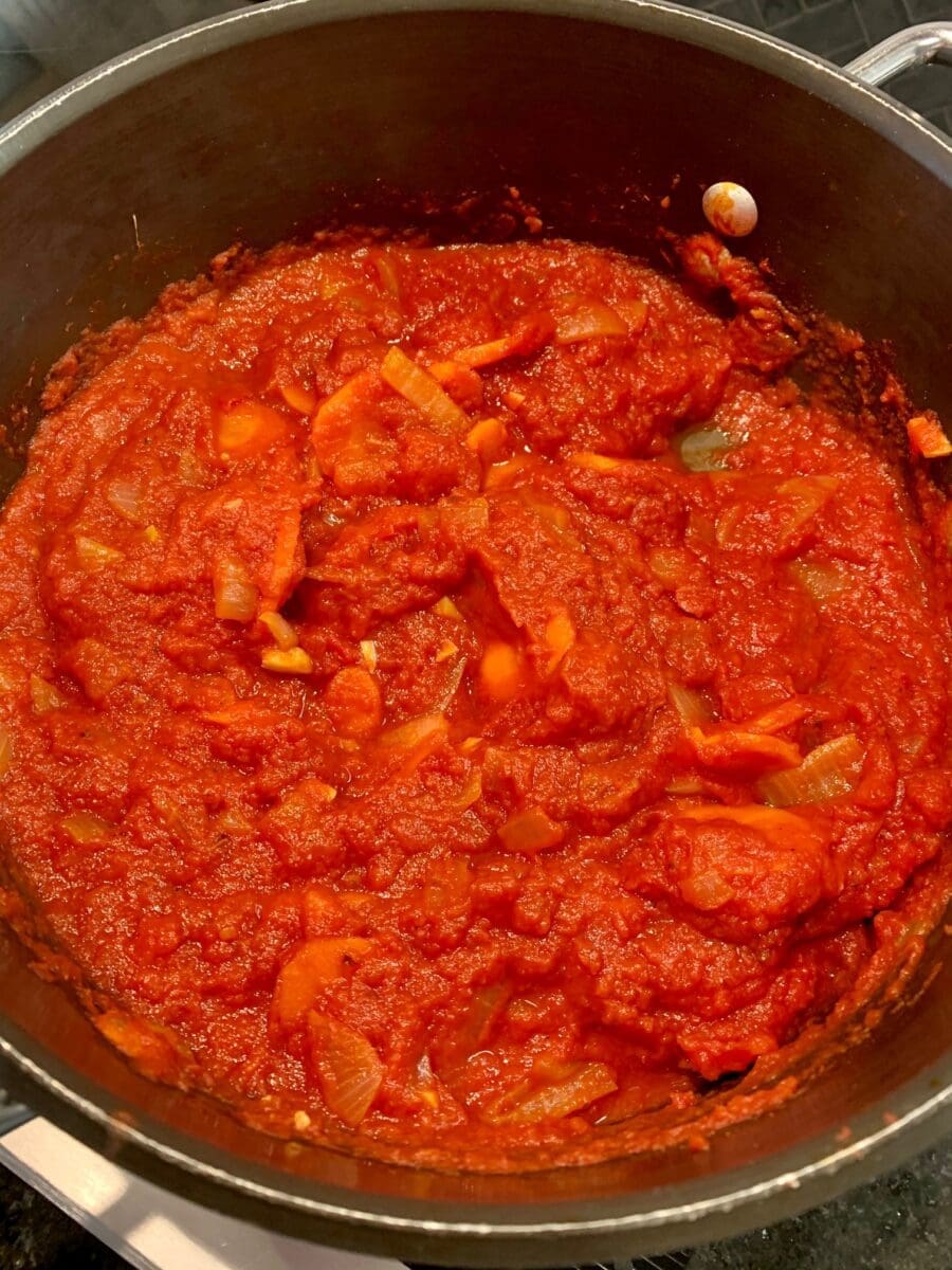 cooked carrots onions tomato paste