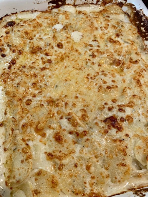 scalloped potatoes au gratin baked