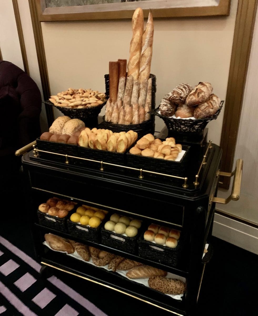 joel robuchon - las vegas bread cart