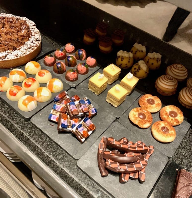 Guy Savoy-Las Vegas sweets cart