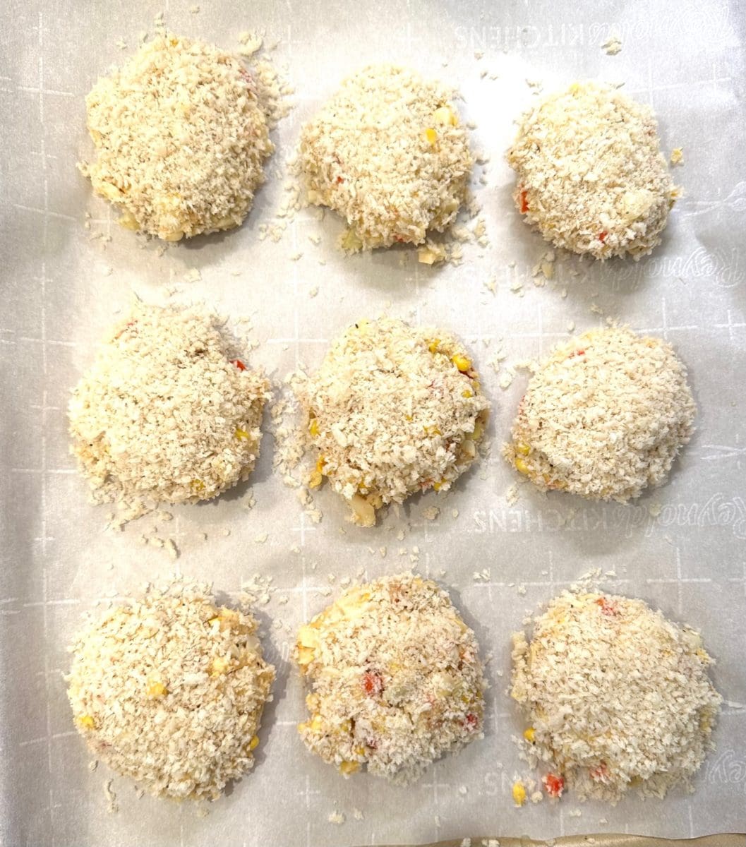 uncooked palm cakes