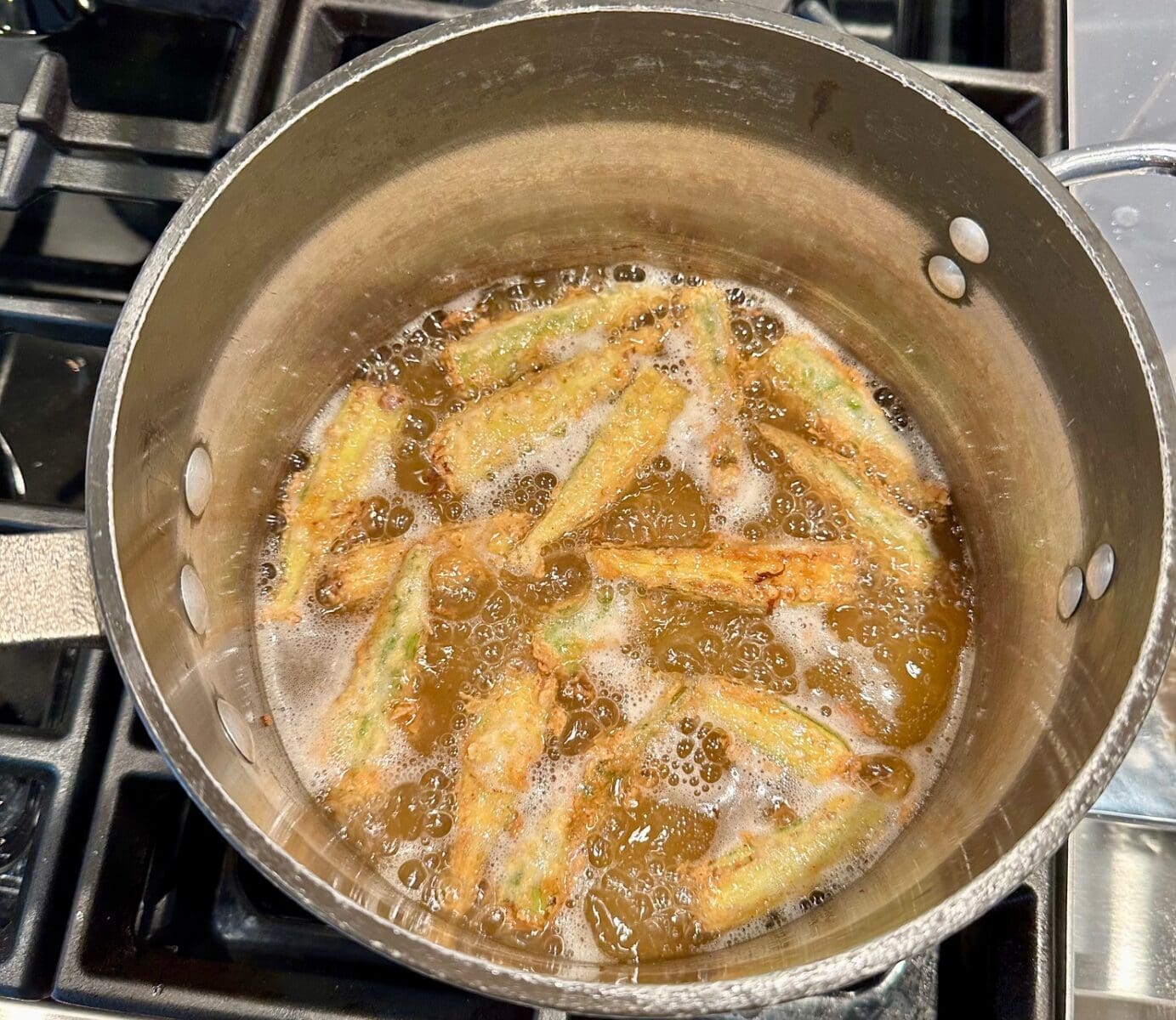 frying indian ladyfingers