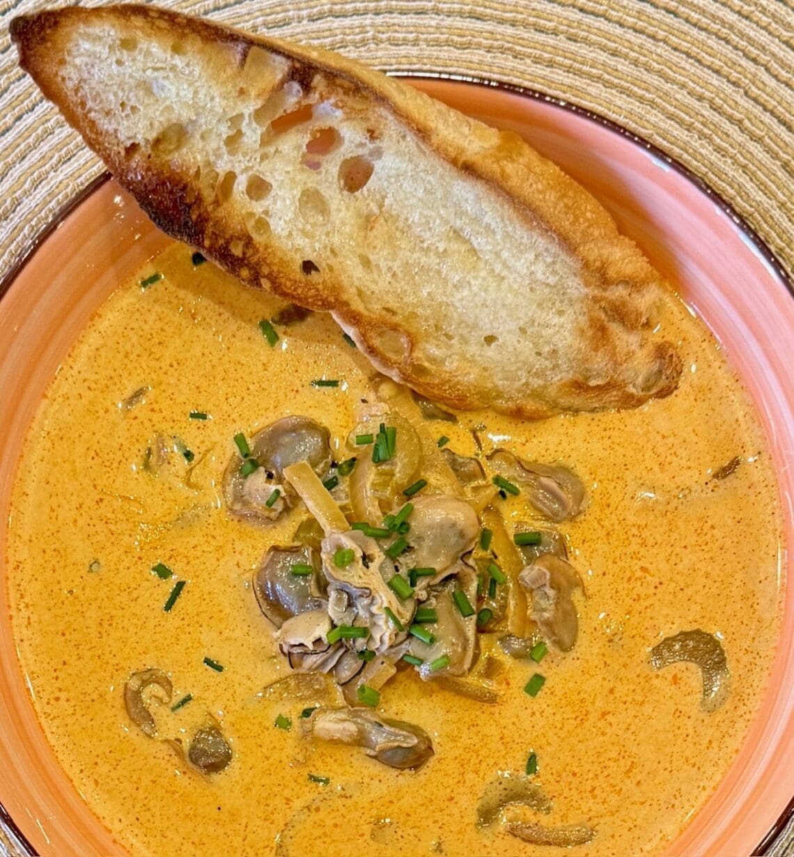 oyster stew with bread