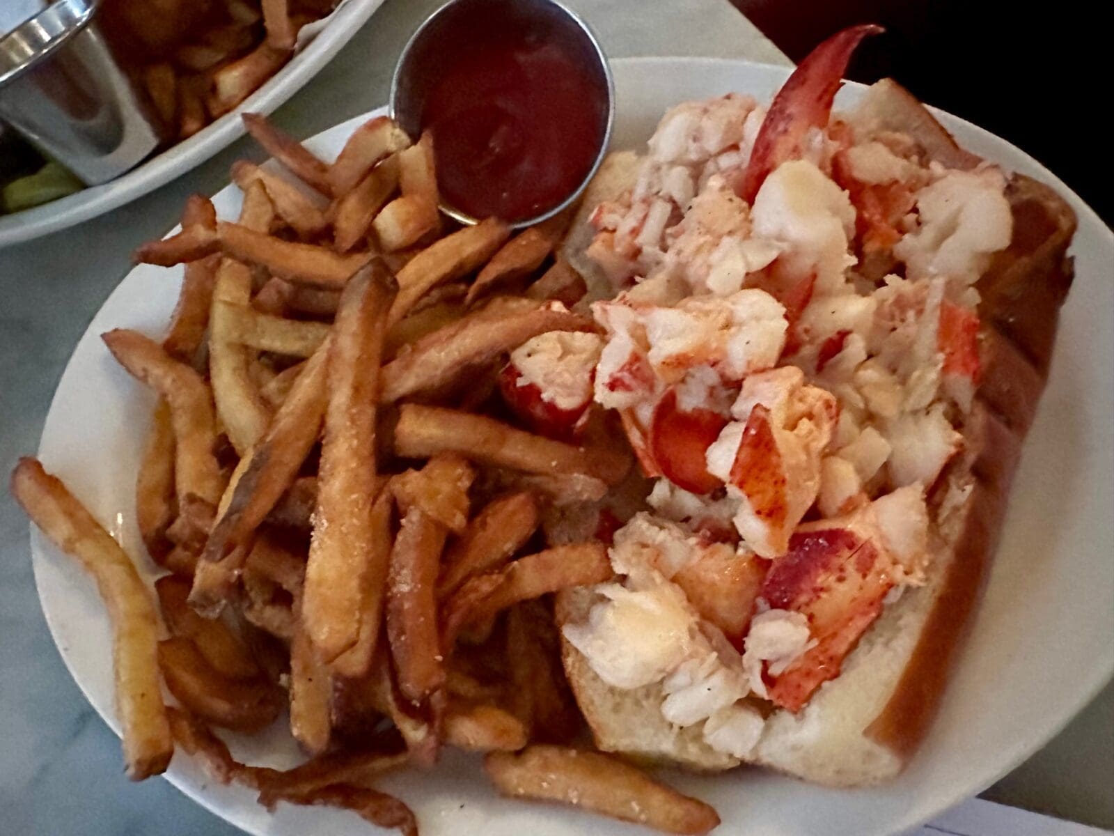 neptune oyster - boston lobster roll