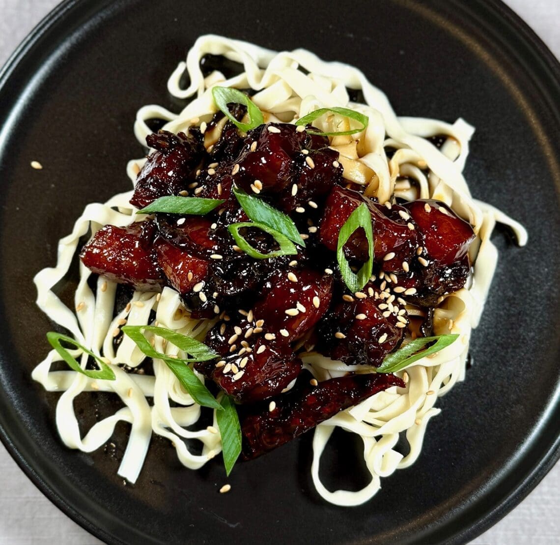 sake pork belly with noodles