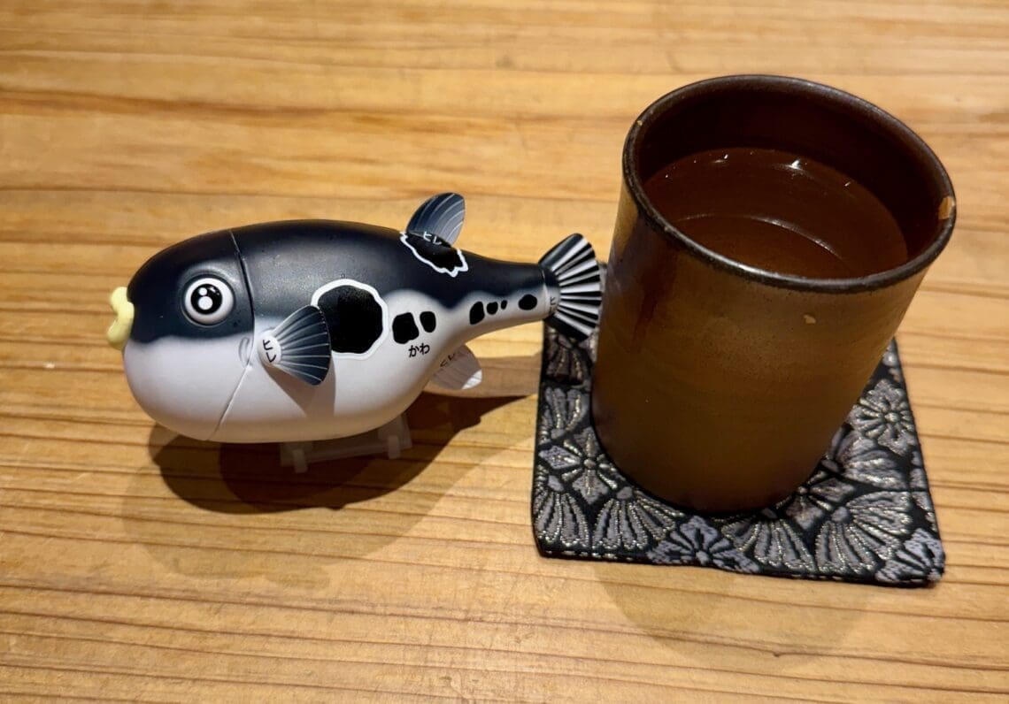 fugu model and sake